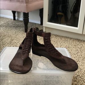 B. Makowsky Sandals Sz9.5